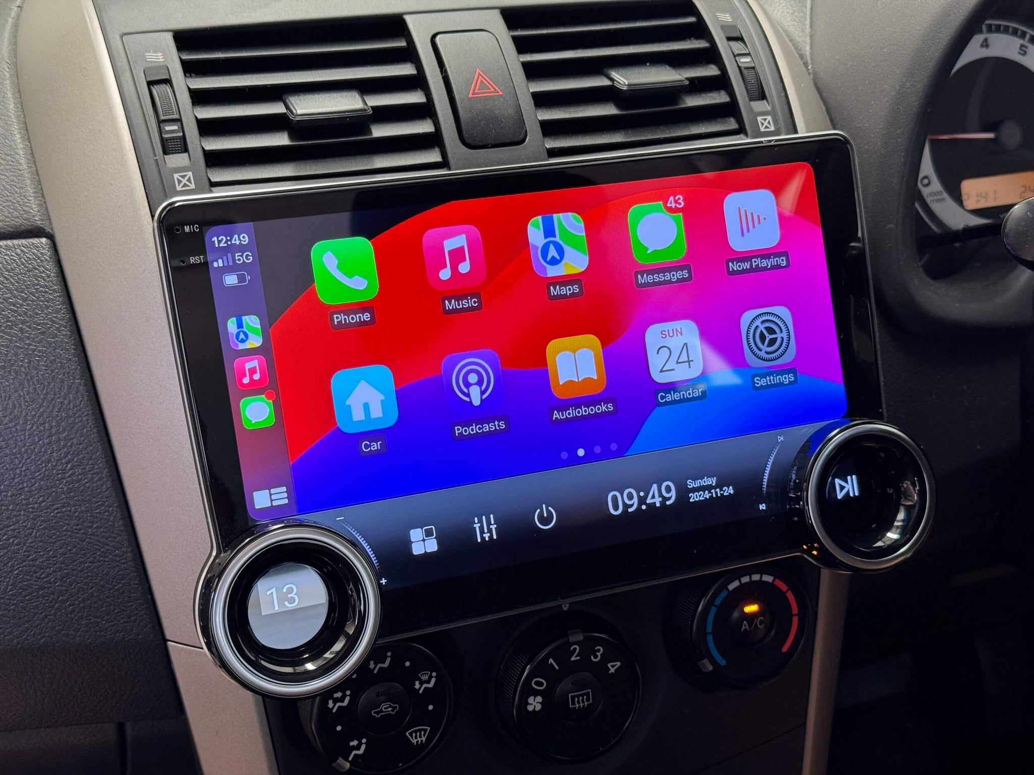 Toyota Corolla Sedan 2008-2012 10.1 inch with Dual Knob Control GPS Bluetooth USB Apple CarPlay Android Auto 