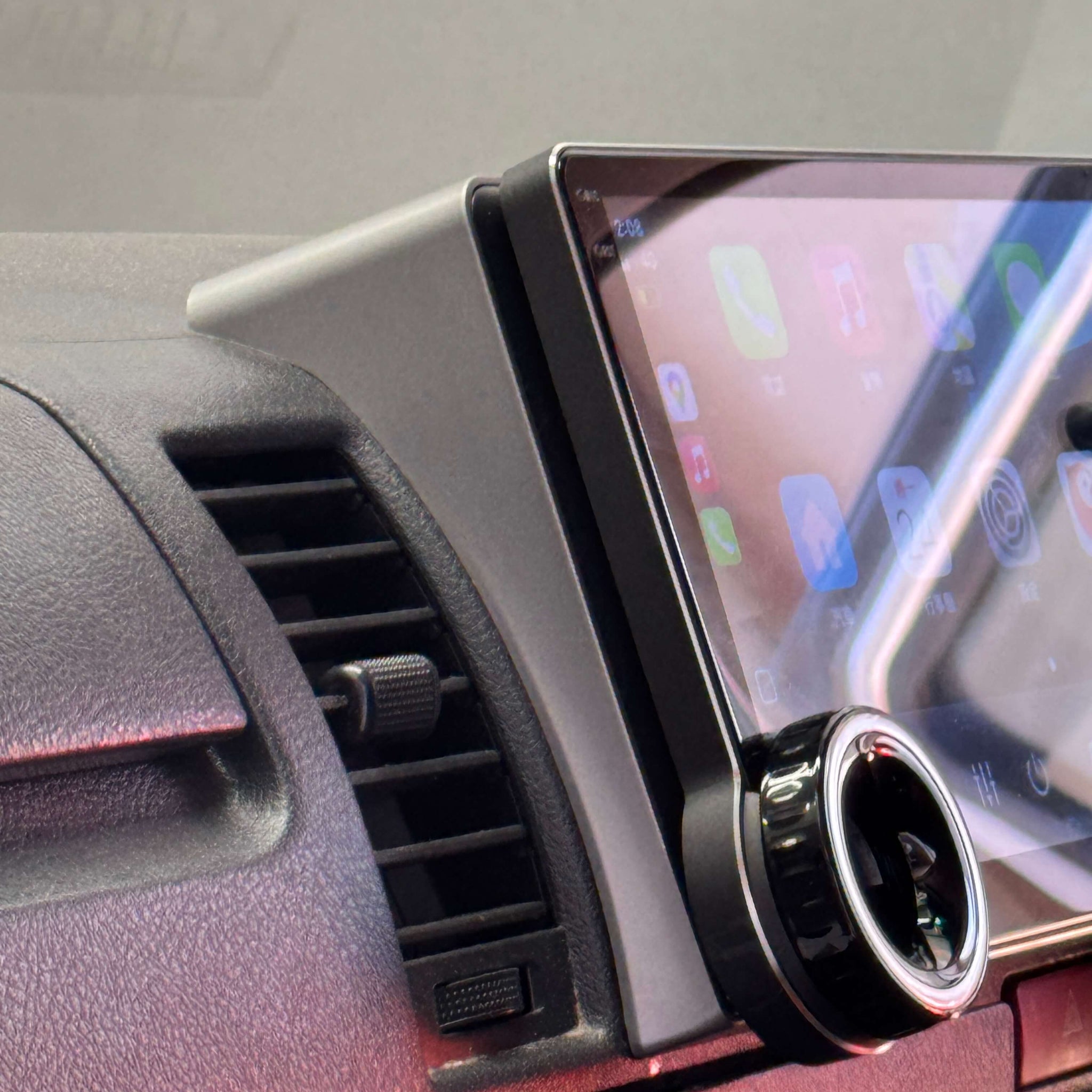 Toyota Hiace 2005-2019 10.1  Dual Knob Control GPS Bluetooth Wireless Apple CarPlay Android Auto Stereo Radio