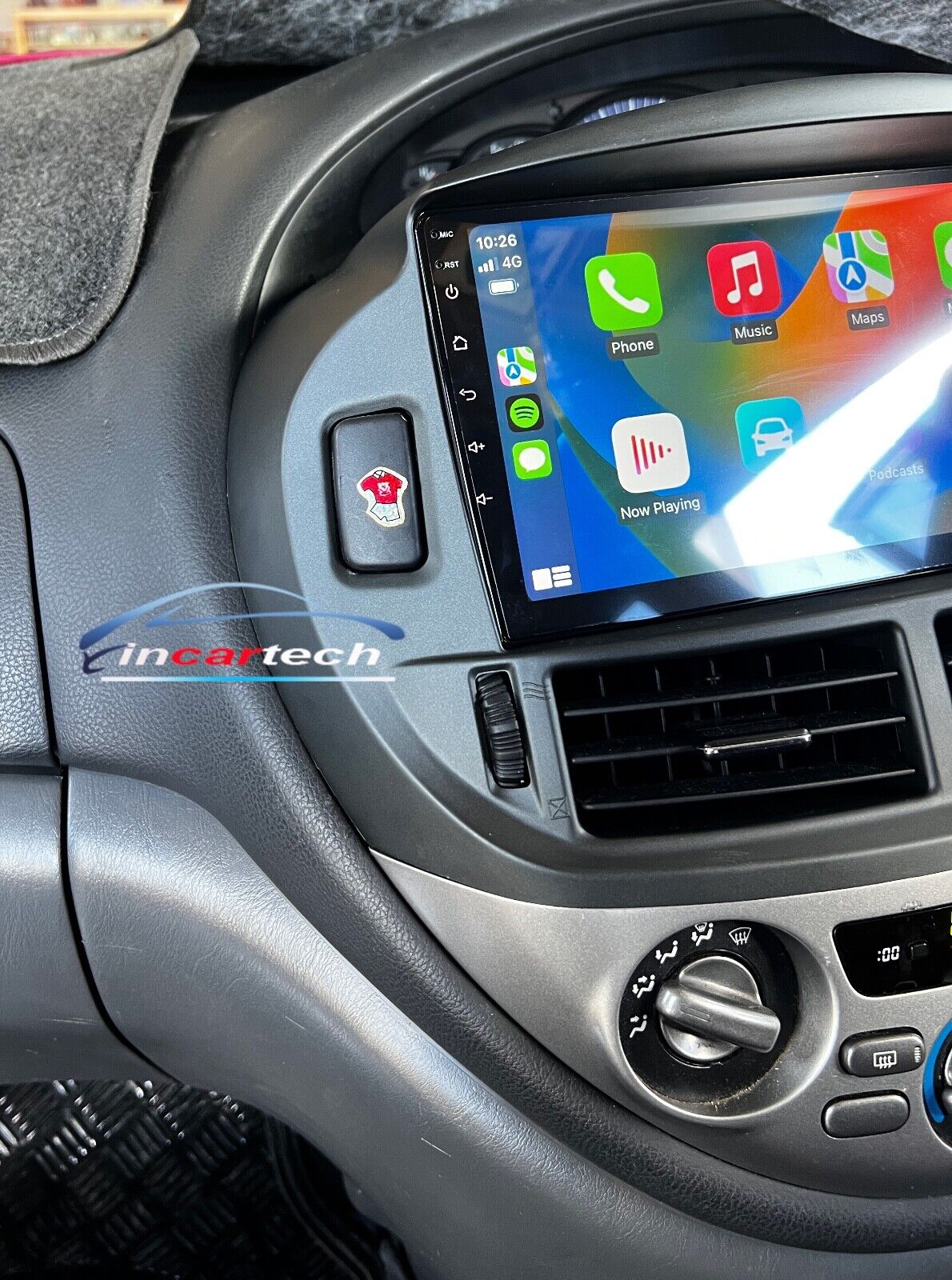 Toyota Tarago 2000-2006 GPS BT Wireless Apple CarPlay Stereo Upgrade Radio satna