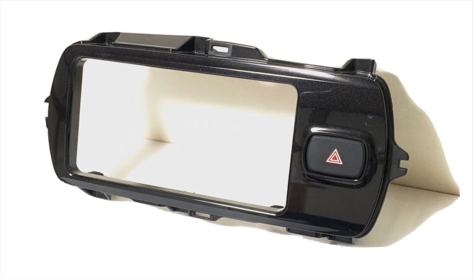 Toyota Vitz Yaris NCP130 Genuine stereo facia 7 Inch OEM JDM XP130 Series